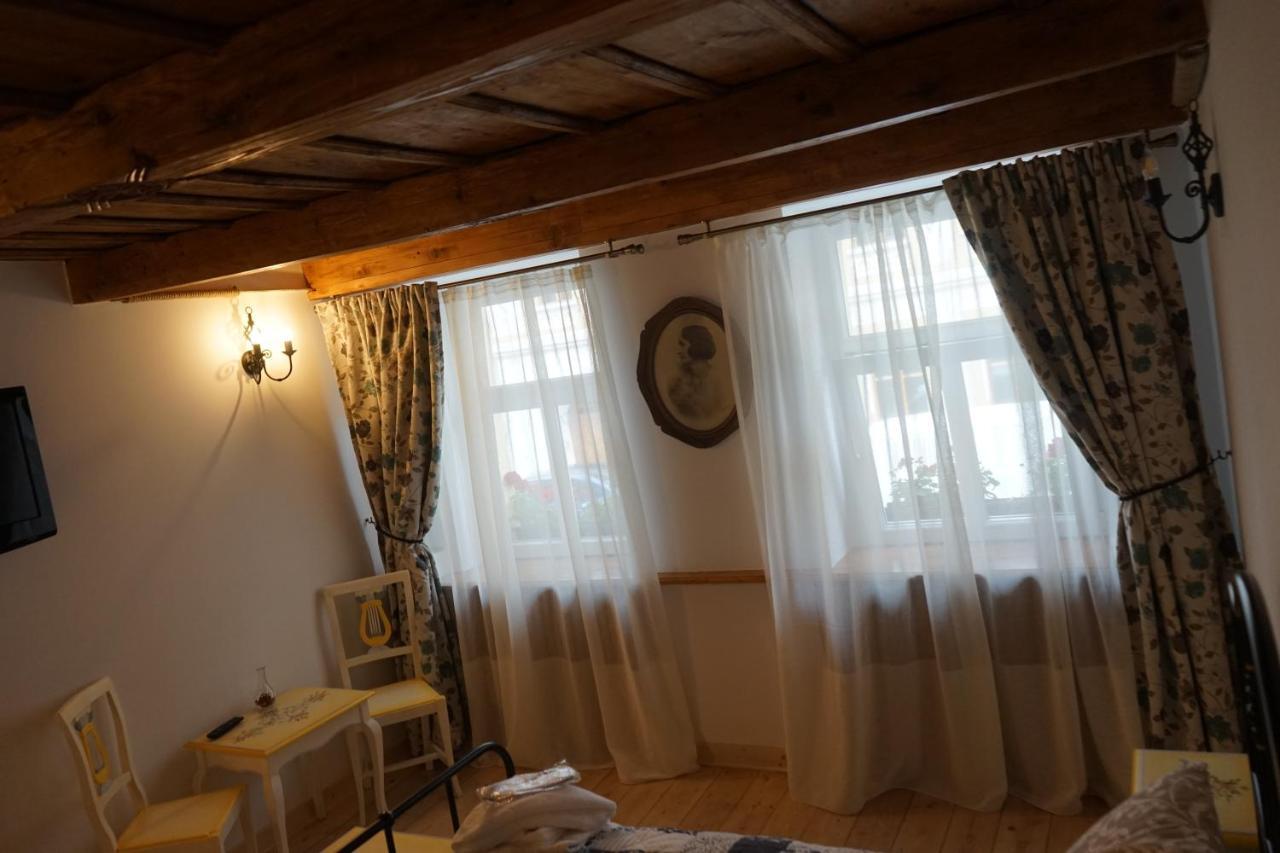 Crown Of Karolina Apartment บราชอฟ ภายนอก รูปภาพ